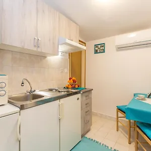 https://studio-apartman-branka.in-istria.net