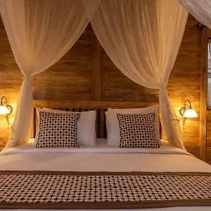 https://homayoon-private-villa-ubud.ubudhotelsnow.com