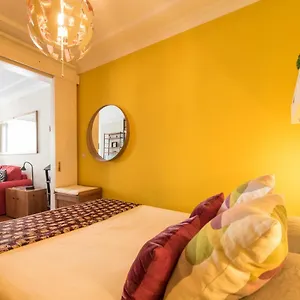 https://cozy-apartment-in-historic-center.hotels-lisbon-portugal.com